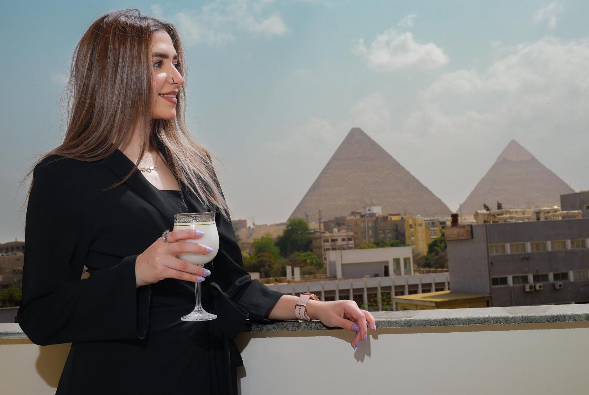 The Muse Pyramids Inn Kafret el-Gabal Exteriör bild