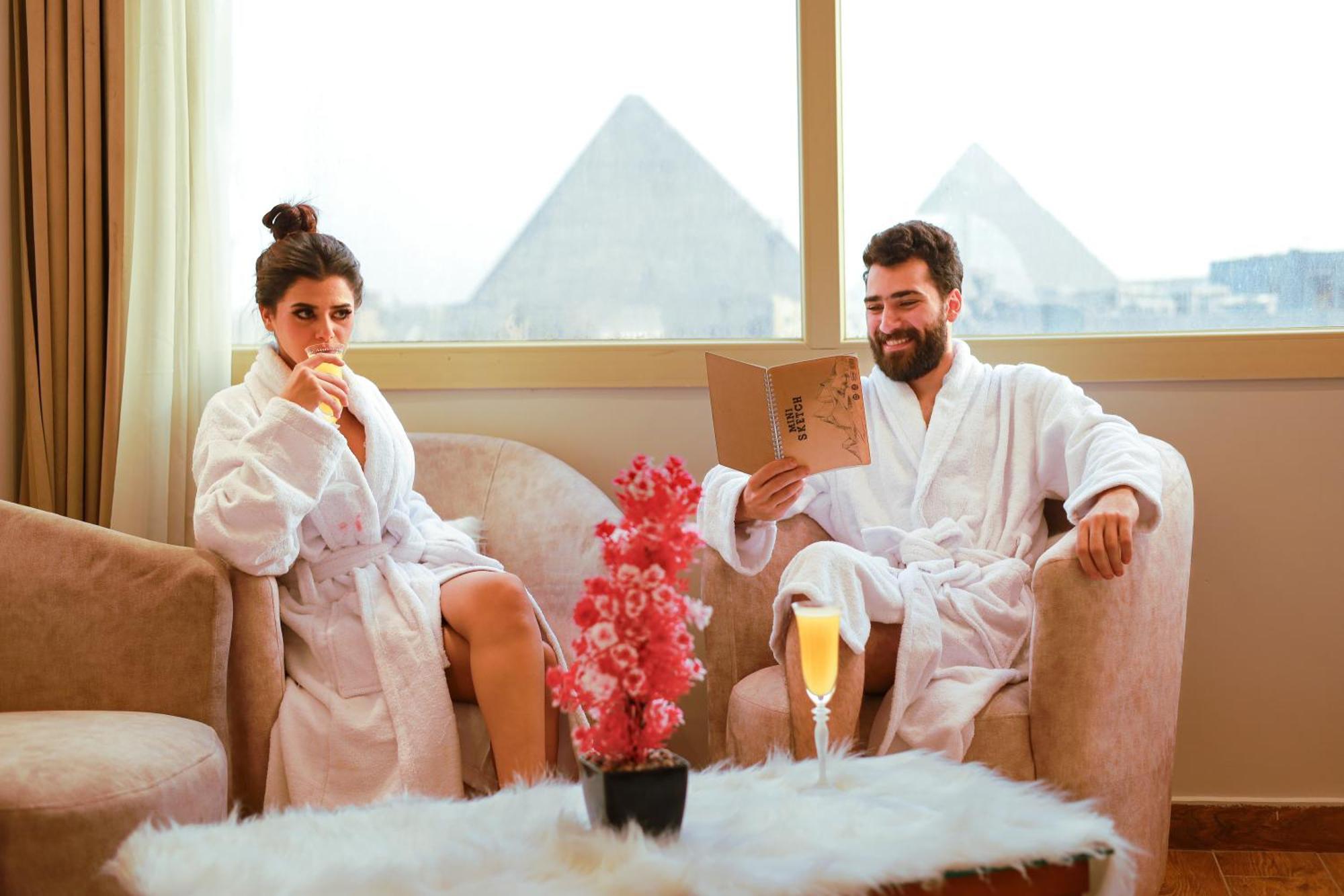 The Muse Pyramids Inn Kafret el-Gabal Exteriör bild